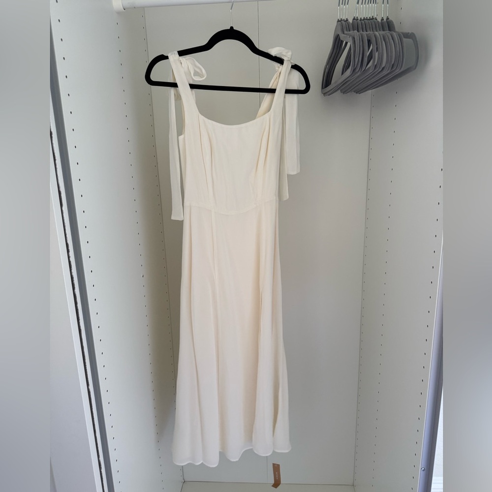 Reformation - NEW w/tags - Twilight Dress in Ivory
